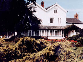Higher Huxley Hall Hotel, Chester
